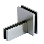 Partició de vidre amb pegat